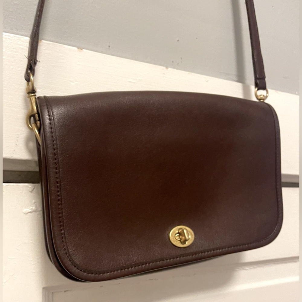COACH Vintage Pocket Purse